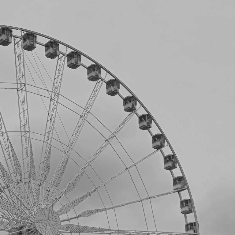 ferris wheel in black and white